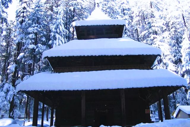 hadimba temple-in-winter